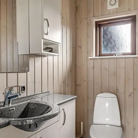 Thrine - 150m From The Sea By Interhome Vakantiehuis *